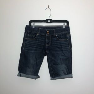 AMERICAN EAGLE STRETCH SHORTS WOMENS SIZE 2.